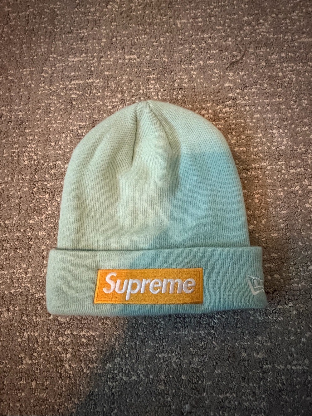Supreme New Era Box Logo Beanie (FW17) ice blue
